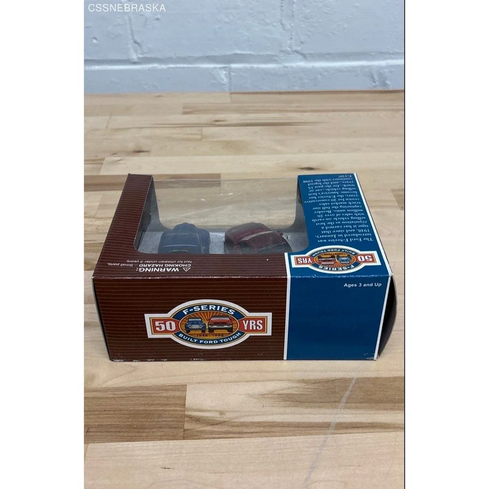 Maisto‎ die-cast set of Ford F-Series F-150 model trucks the 50th anniversary